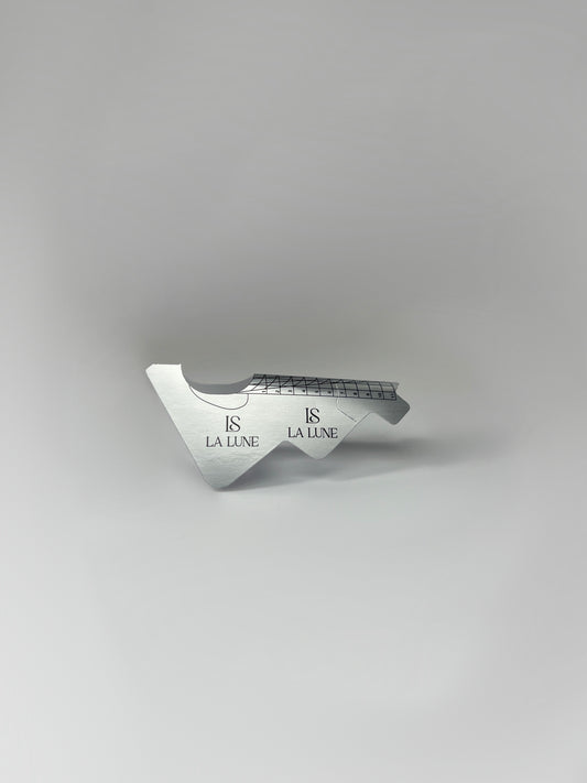 Nail form
